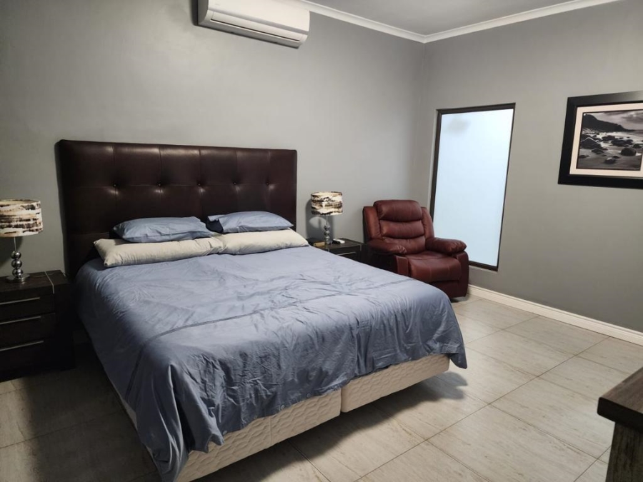 4 Bedroom Property for Sale in Jakarandas Western Cape